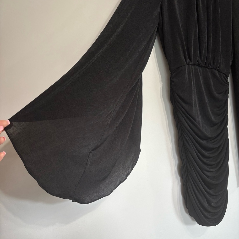 Women's ALEXIA ADMOR Sibyl Draped Sleeve Ruched Mini Dress - Picture 3 of 7
